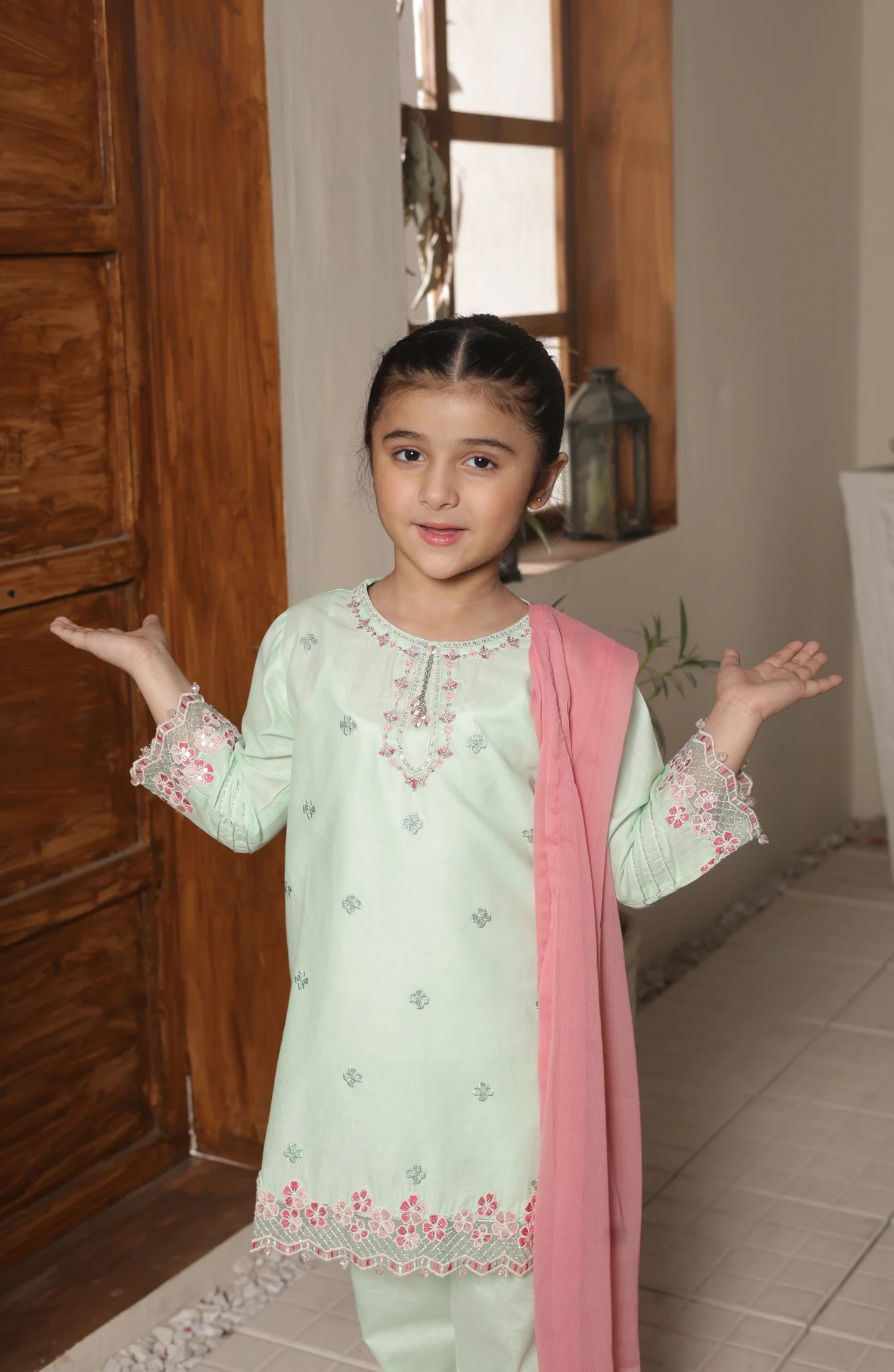 Thumb 4
